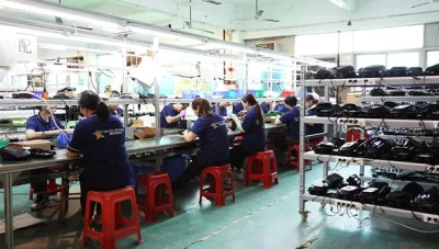 Lini Produksi Sepatu Kompresi2